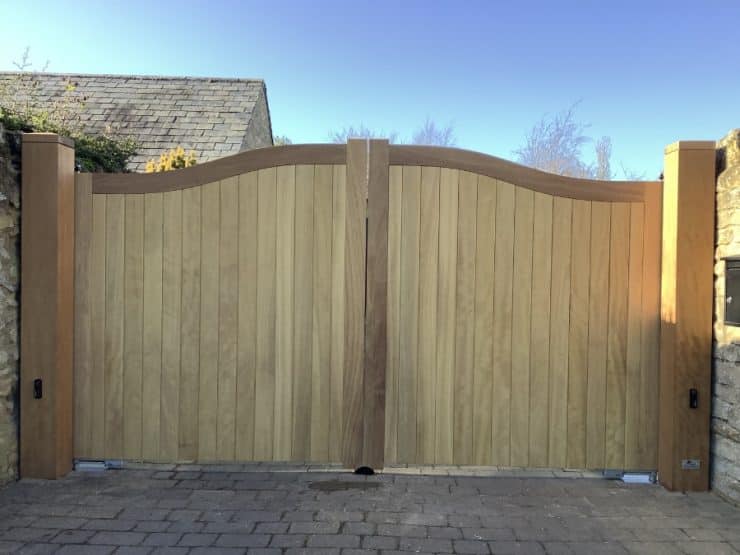 Hardwood closed boarded